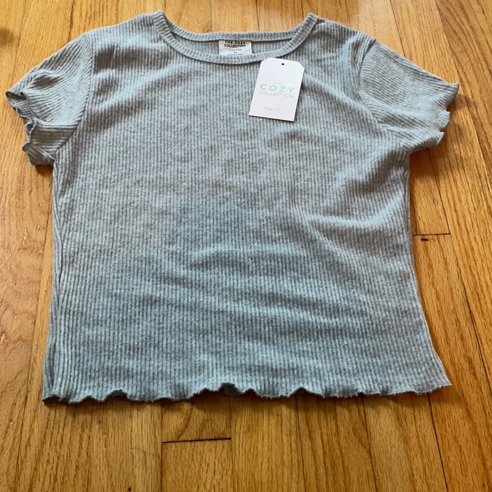 New Heather Gray Hacci Lettuce Edge Crop Tee